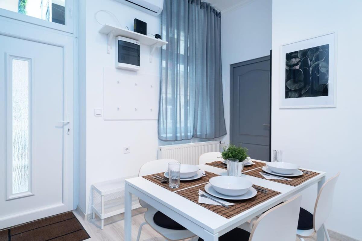 Ideal New Apartment In The Center ブダペスト エクステリア 写真