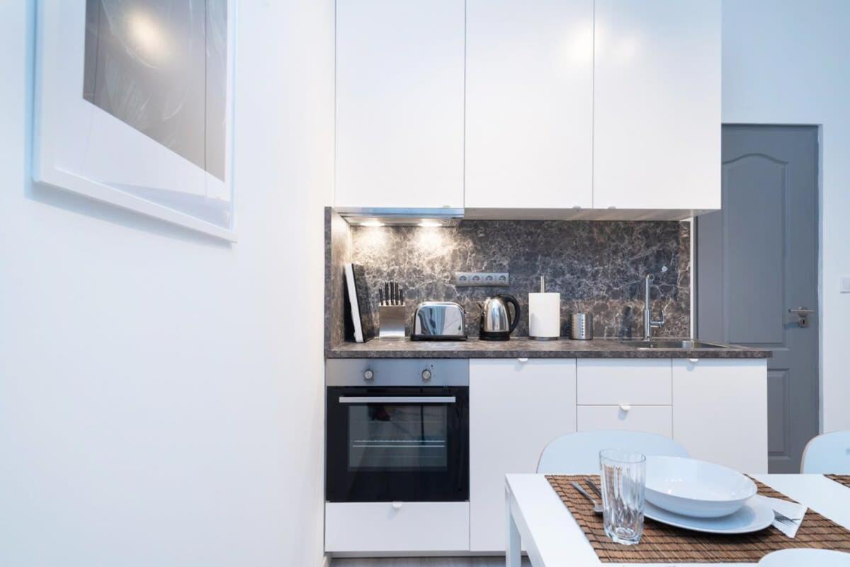 Ideal New Apartment In The Center ブダペスト エクステリア 写真
